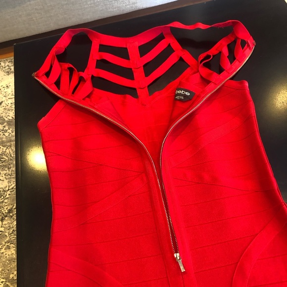 RED BANDAGE BEBE DRESS SIZED MEDIUM - Picture 4 of 7